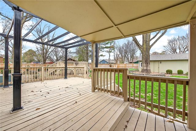 522 Lee Town Drive, Pea Ridge, AR 72751