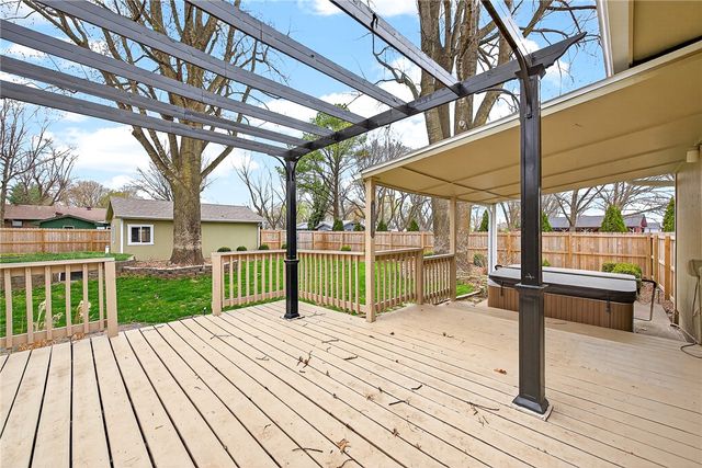 522 Lee Town Drive, Pea Ridge, AR 72751