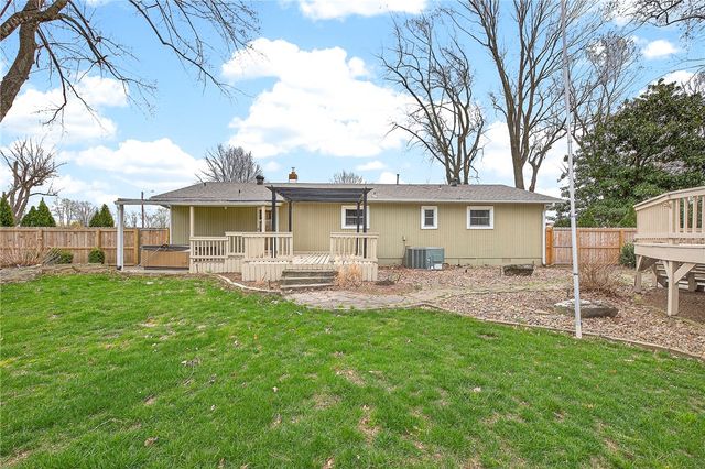 522 Lee Town Drive, Pea Ridge, AR 72751