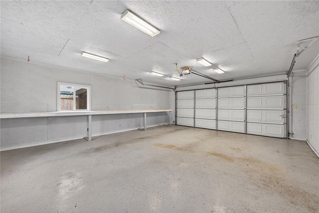 522 Lee Town Drive, Pea Ridge, AR 72751