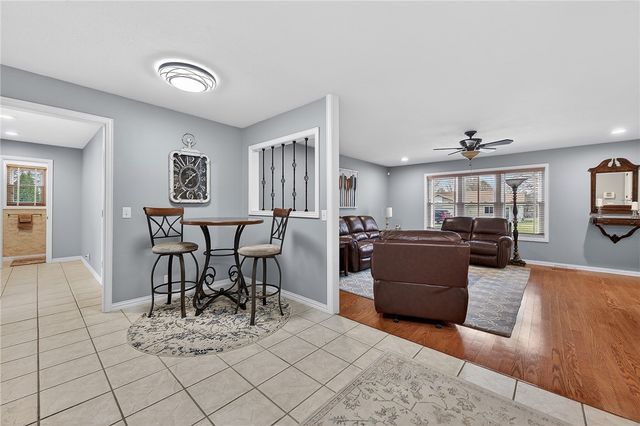 522 Lee Town Drive, Pea Ridge, AR 72751