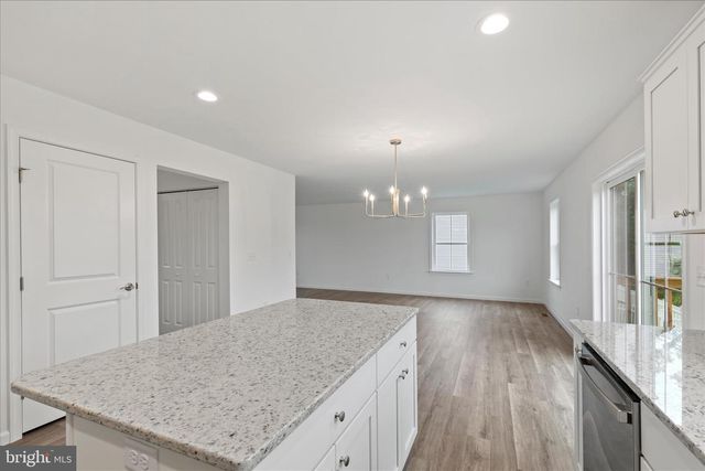 10 STREAM DR, Carlisle, PA 17013