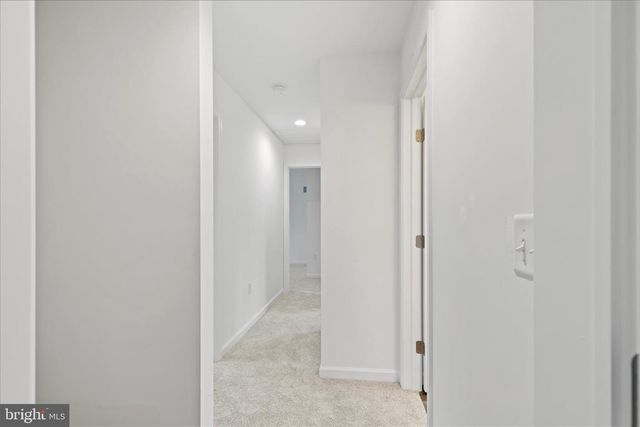 10 STREAM DR, Carlisle, PA 17013