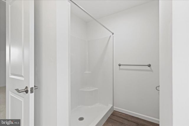 10 STREAM DR, Carlisle, PA 17013