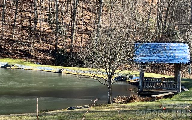 000 Fox Den Road 109, Mars Hill, NC 28754