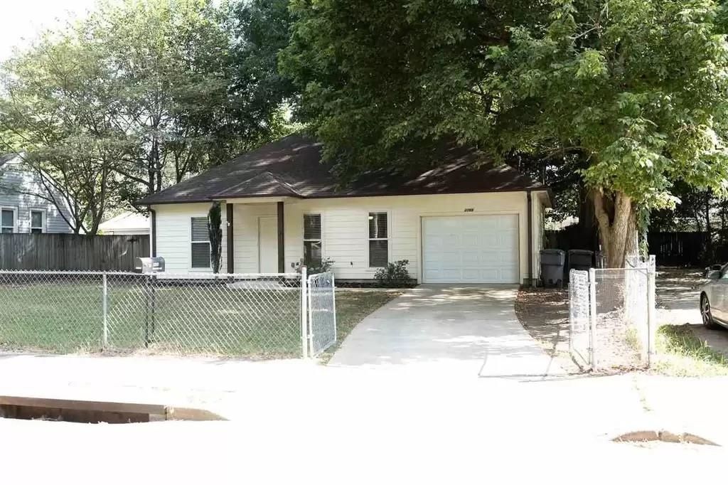 3789 FAIROAKS AVE, Memphis, TN 38122