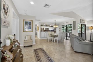 23 Lexington Lane W B, Palm Beach Gardens, FL 33418