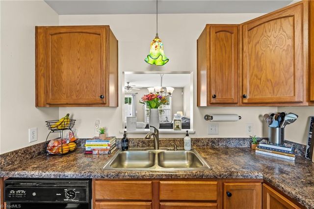 3877 Hickswood Creek Drive, High Point, NC 27265