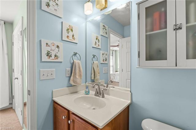3877 Hickswood Creek Drive, High Point, NC 27265