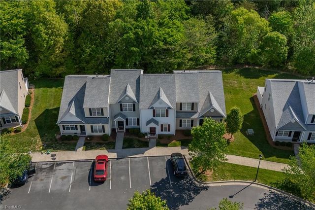 3877 Hickswood Creek Drive, High Point, NC 27265