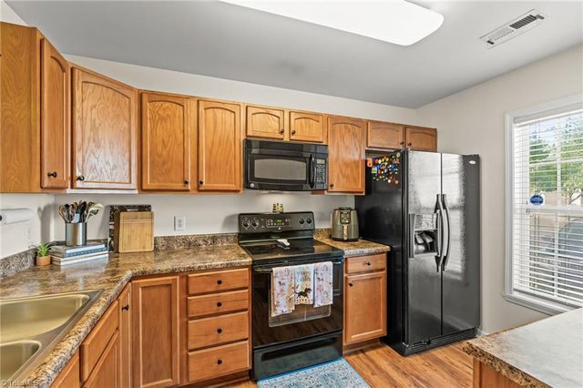 3877 Hickswood Creek Drive, High Point, NC 27265