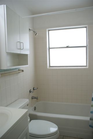 310 Bryan Street, Weatherford, TX 76086