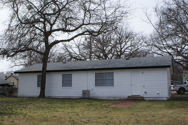310 Bryan Street, Weatherford, TX 76086