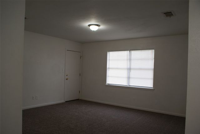 310 Bryan Street, Weatherford, TX 76086