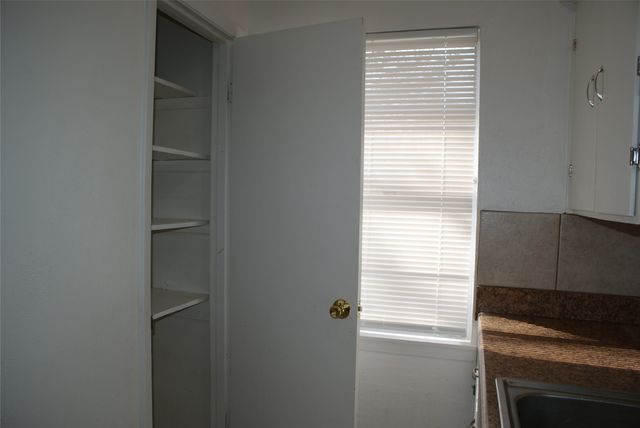 310 Bryan Street, Weatherford, TX 76086