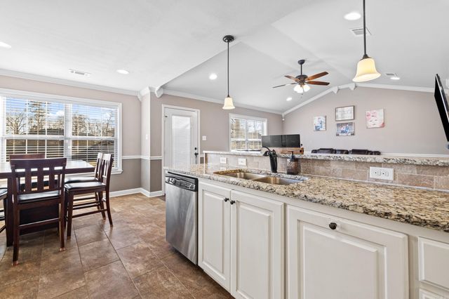 255 Bobwhite Trail, Lonoke, AR 72086