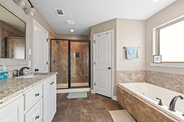 255 Bobwhite Trail, Lonoke, AR 72086