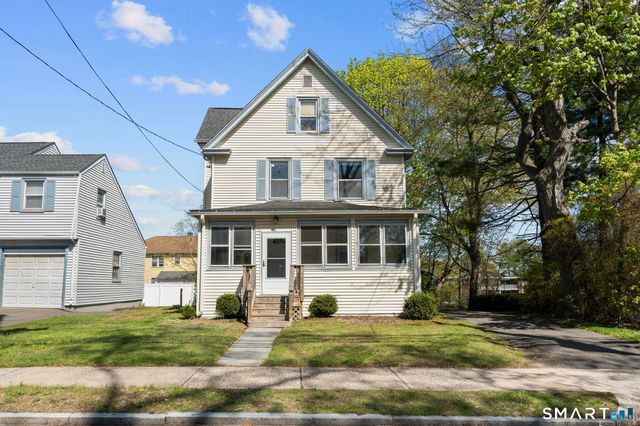86 Oakwood Avenue, West Hartford, CT 06119