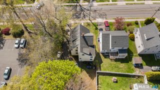 86 Oakwood Avenue, West Hartford, CT 06119