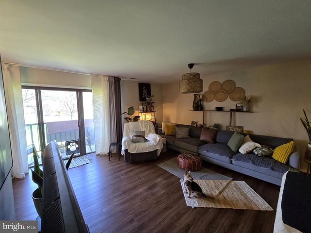 14 WYNDHAM PL, Robbinsville, NJ 08691