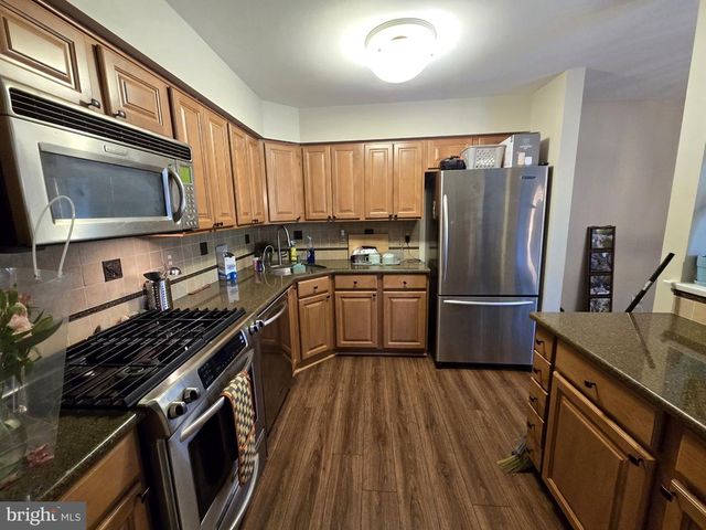 14 WYNDHAM PL, Robbinsville, NJ 08691