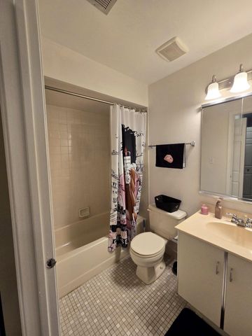 14 WYNDHAM PL, Robbinsville, NJ 08691