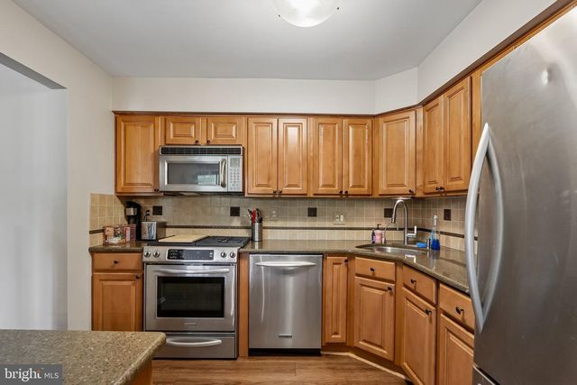 14 WYNDHAM PL, Robbinsville, NJ 08691
