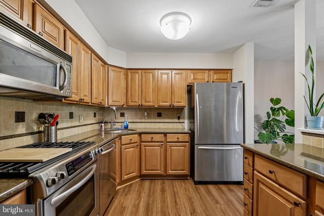 14 WYNDHAM PL, Robbinsville, NJ 08691