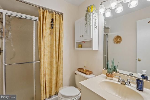 14 WYNDHAM PL, Robbinsville, NJ 08691
