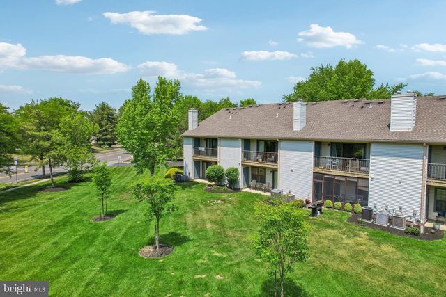 14 WYNDHAM PL, Robbinsville, NJ 08691