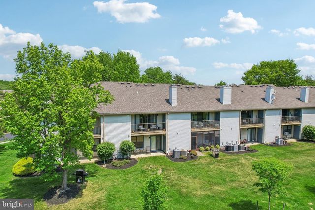 14 WYNDHAM PL, Robbinsville, NJ 08691