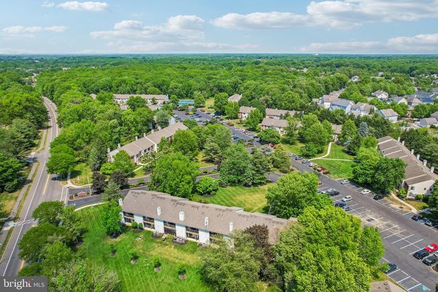 14 WYNDHAM PL, Robbinsville, NJ 08691