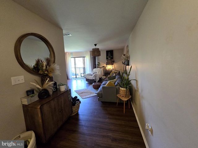 14 WYNDHAM PL, Robbinsville, NJ 08691