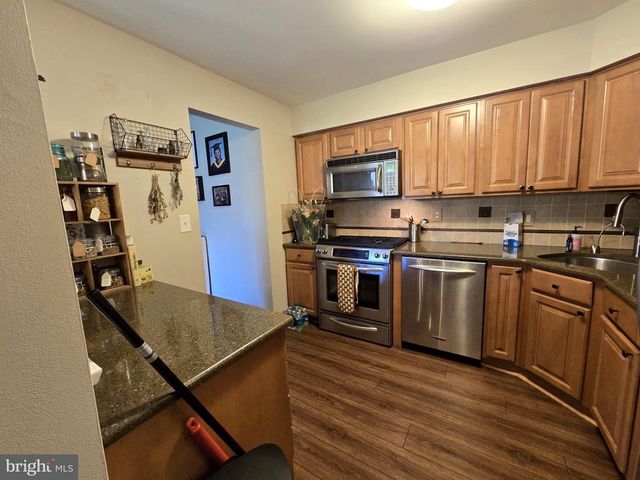 14 WYNDHAM PL, Robbinsville, NJ 08691