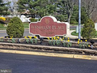 14 WYNDHAM PL, Robbinsville, NJ 08691