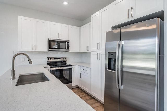 8709 PALM RANCHES PLACE, Tampa, FL 33614