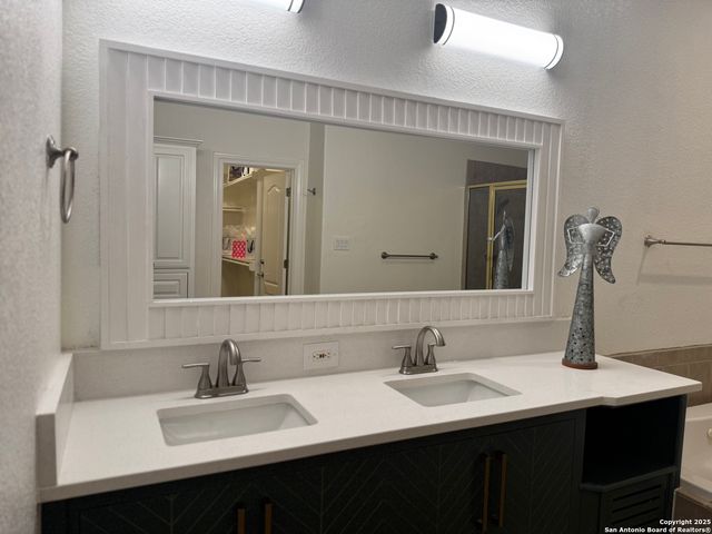 18906 Las Vistas, San Antonio, TX 78258