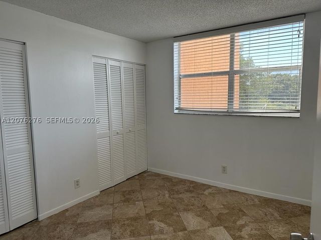 500 Executive Center Dr 3A, West Palm Beach, FL 33401