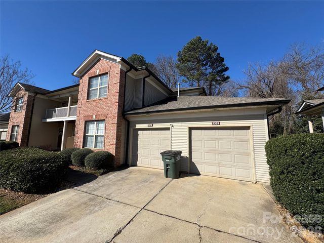 7333 Michaels Landing Drive, Charlotte, NC 28262