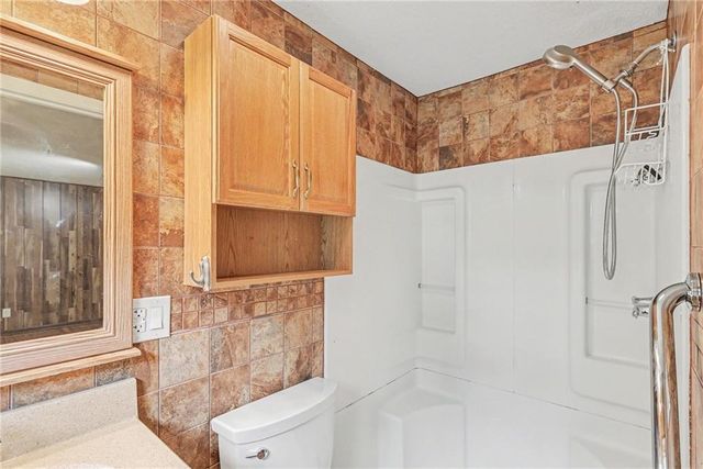 419 Gordon Drive, Liberty, MO 64068