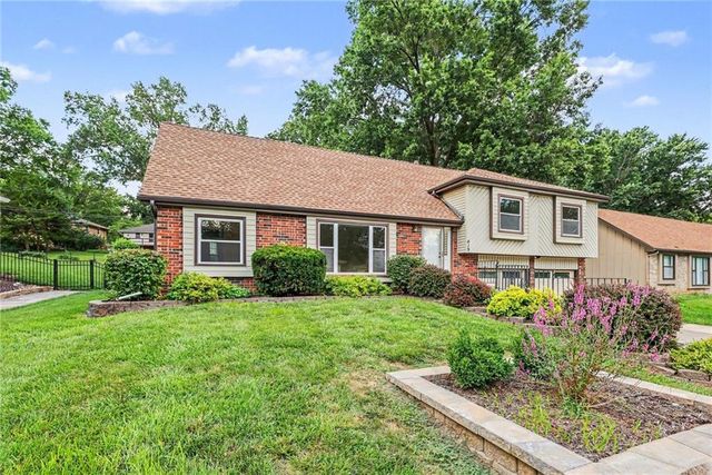 419 Gordon Drive, Liberty, MO 64068