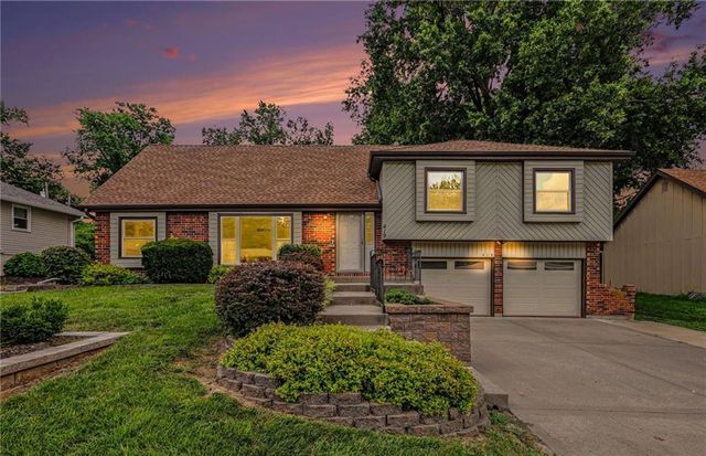 419 Gordon Drive, Liberty, MO 64068