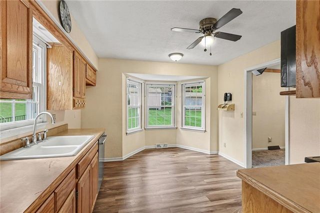 419 Gordon Drive, Liberty, MO 64068