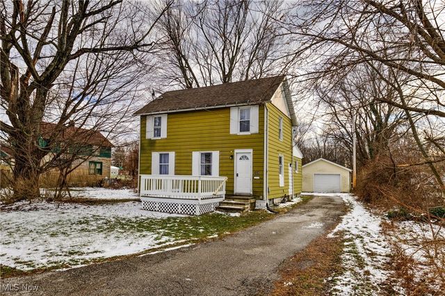 1024 W 54th Street, Ashtabula, OH 44004