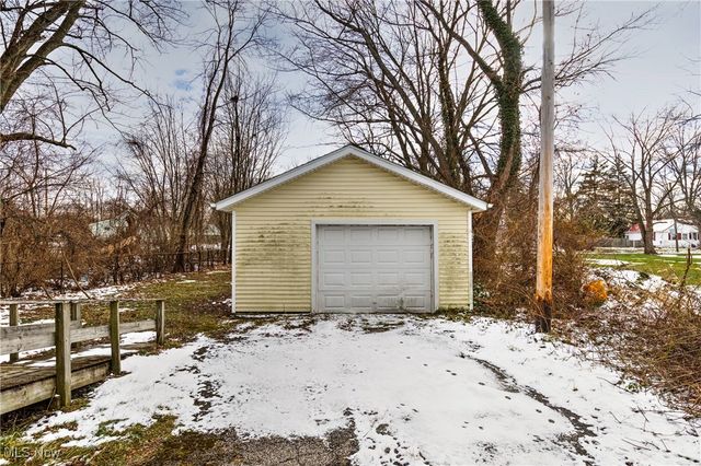 1024 W 54th Street, Ashtabula, OH 44004