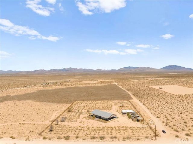 36990 Cambria road, Lucerne Valley, CA 92356