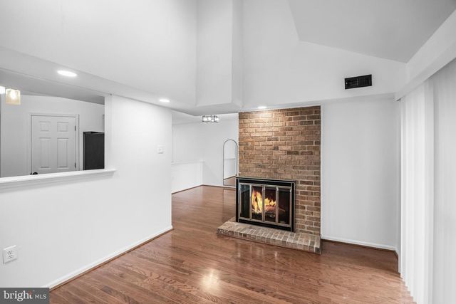 34 LAFAYETTE LN, Cherry Hill, NJ 08003