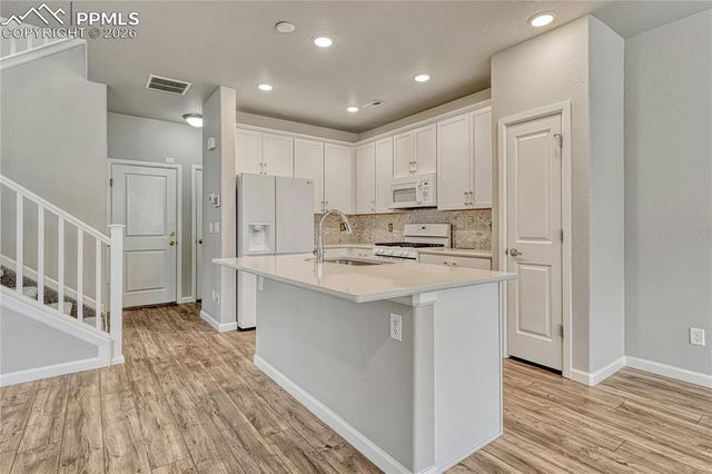 16363 Rustlers Range Point, Monument, CO 80132