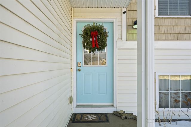 5278 Fieldstone Meadow Drive, Cedar Springs, MI 49319