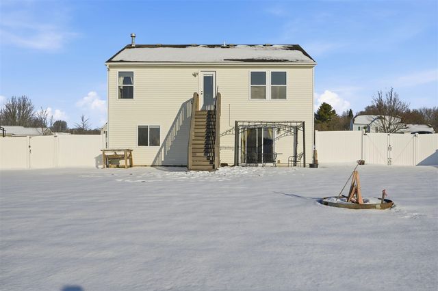 5278 Fieldstone Meadow Drive, Cedar Springs, MI 49319